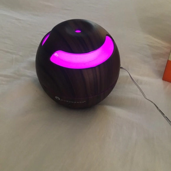 Essential Oil Diffuser - Picture 3 of 6